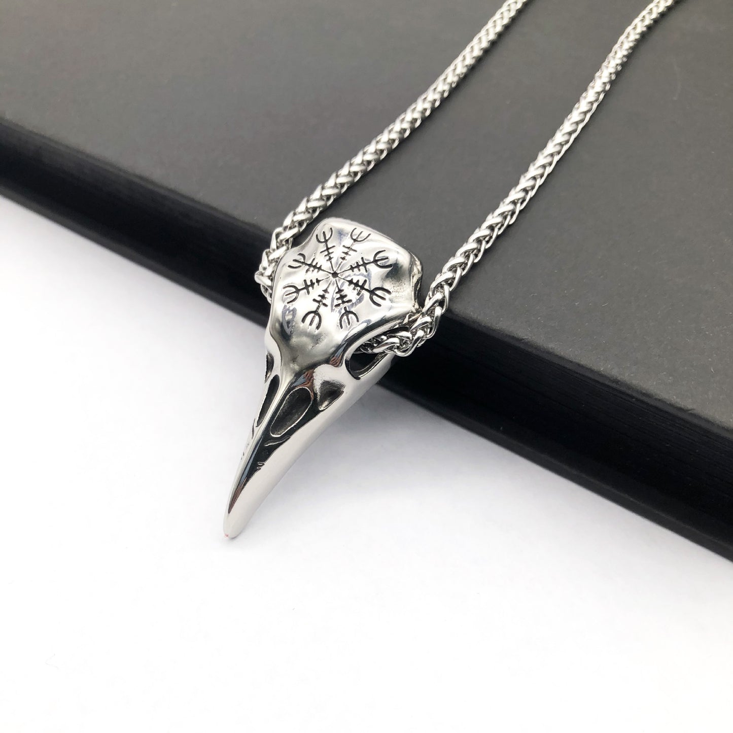 Men's Fashionable Vintage Viking Symbol Skull Eagle Beak Pendant Necklace