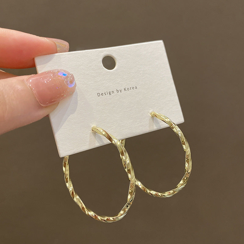 Cold Style Temperament Irregular Metal Ear Ring