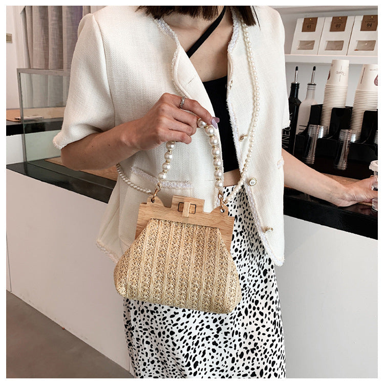 Women's Straw Beach Pearl Chain Woven Shoulder Bag