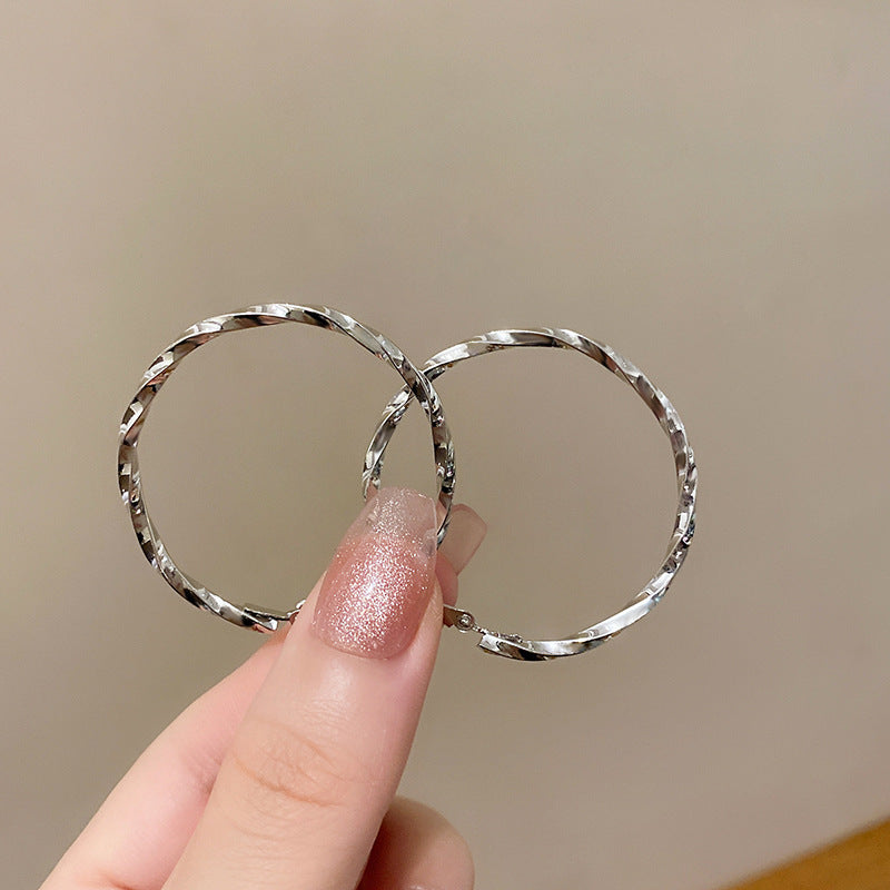 Cold Style Temperament Irregular Metal Ear Ring