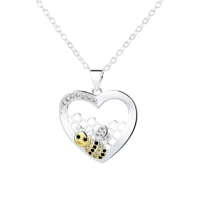 Fashion Exquisite And Creative Bee Hive Pendant Pastoral Style Temperament Female With Hearts Color Separation Necklace